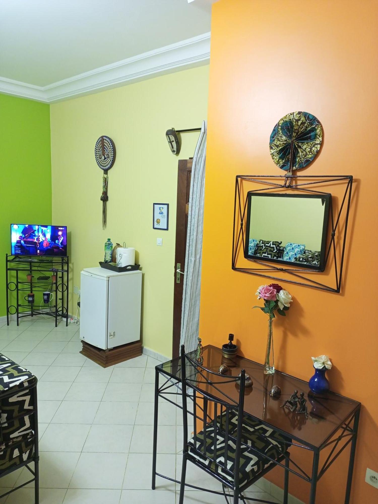 Delices Chez L'Habitant Diack Dakar Exterior foto